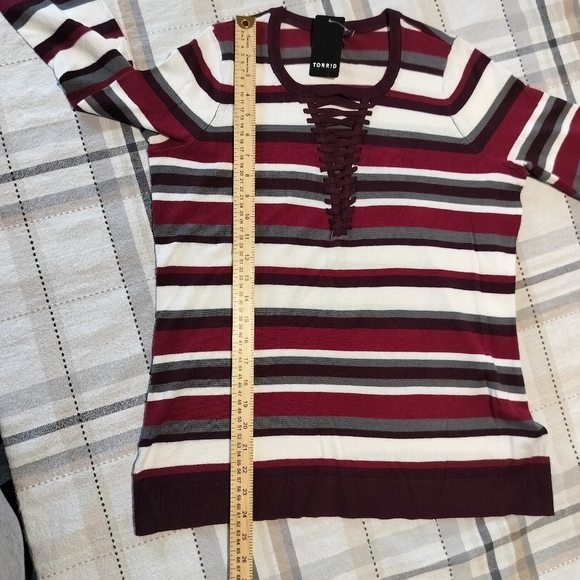 NWT Torrid Striped V-Neck Lace Up Pullover sweater Size M/L Preppy Y2K Casual - Picture 7 of 9